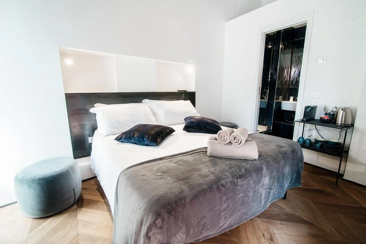 Affittacamere Caesar Suites - The House Of Travelers Côme